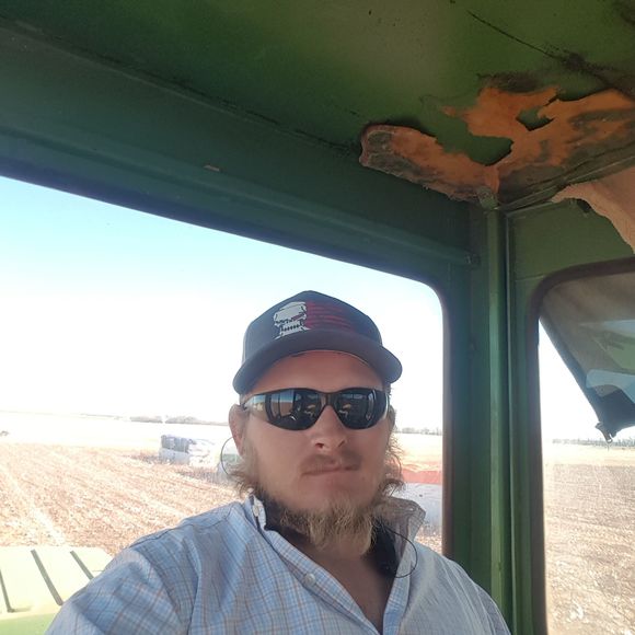 Meet your Posher, Brandon - Picture 1 of 1